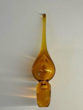 Amber Glass Teardrop Decanter Genie Bottle Stopper 9”